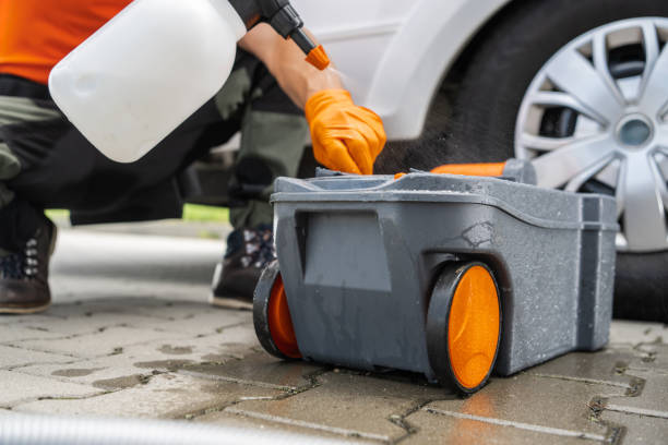 Best Porta potty delivery and setup  in Ainaloa, HI